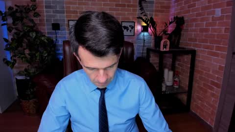 Steve online show from December 2024 01:00:02 PM