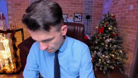 Steve online show from December 2024 01:06:02 PM