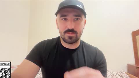 Snapshot of hard_to_obey chatting on October 2025 05:58:02 PM Vadim online show from October 2025 05:58:02 PM