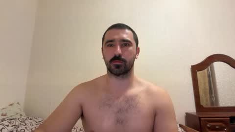 Snapshot of hard_to_obey chatting on November 2025 09:15:01 PM Vadim online show from November 2025 09:15:01 PM