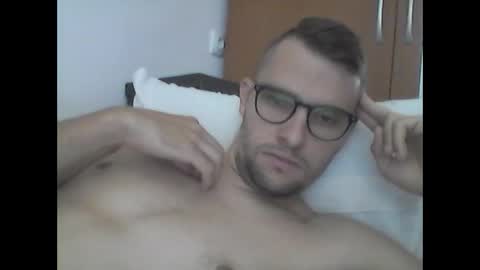 hardboylovemilfmoom online show from September 2025 08:37:02 AM