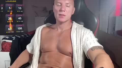 Snapshot of hardmattsteel chatting on September 2025 01:02:01 PM MATTSTEEL - ITALIAN STALLION online show from September 2025 01:02:01 PM