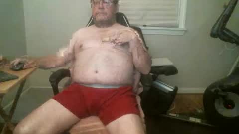 Snapshot of hardmik chatting on November 2025 06:30:02 AM Mik online show from November 2025 06:30:02 AM