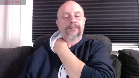 MrLazy online show from December 2024 01:03:01 AM