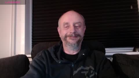MrLazy online show from February 2025 07:03:01 PM