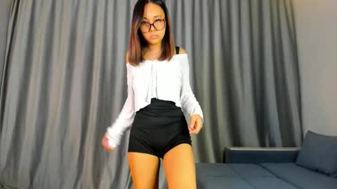 Snapshot of harimin chatting on October 2025 01:21:01 PM Maya online show from October 2025 01:21:01 PM