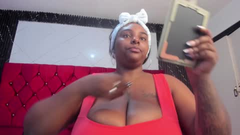 Harley Evaans online show from January 2025 12:13:02 PM