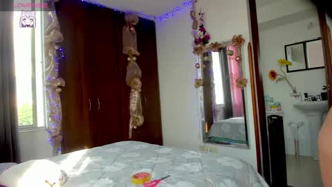 Natii  online show from December 2024 08:18:01 PM