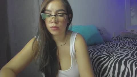 Natii  online show from September 2025 11:21:01 PM