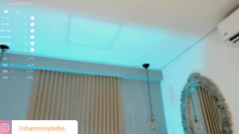 Snapshot of harmonybabe_ chatting on February 2025 11:02:01 PM Harmony online show from February 2025 11:02:01 PM