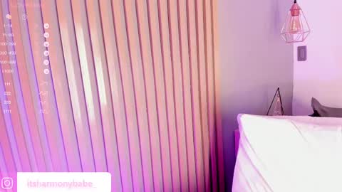 Snapshot of harmonybabe_ chatting on February 2025 11:03:02 PM Harmony online show from February 2025 11:03:02 PM