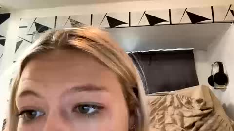 Harper online show from October 2025 06:51:01 PM