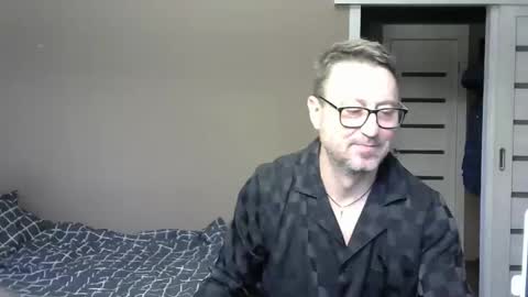 HarrySnake online show from January 2025 06:42:02 AM