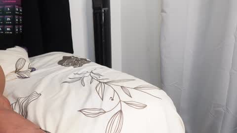 Snapshot of harrytwink18 chatting on January 2025 05:02:01 PM HARRY online show from January 2025 05:02:01 PM