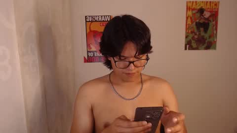 Snapshot of haru_boi chatting on October 2025 04:02:02 AM Haru online show from October 2025 04:02:02 AM