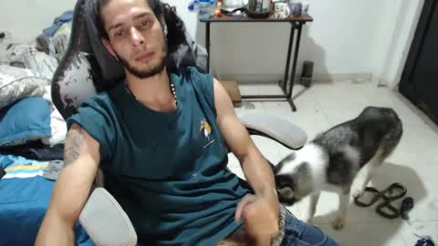 Snapshot of hasani_savala chatting on October 2025 06:43:01 AM Hasani online show from October 2025 06:43:01 AM