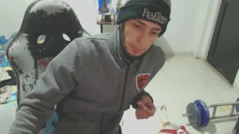 Snapshot of hasani_savala chatting on October 2025 05:51:02 AM Hasani online show from October 2025 05:51:02 AM