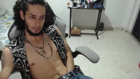 Snapshot of hasani_savala chatting on November 2025 04:33:02 AM Hasani online show from November 2025 04:33:02 AM