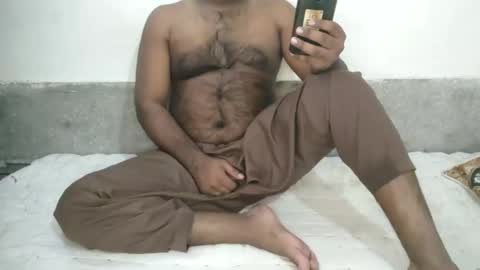 Snapshot of hasib212 chatting on November 2025 09:32:01 AM Mr. Devil online show from November 2025 09:32:01 AM