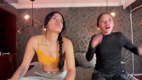 HASNA ANGELS online show from September 2025 01:15:02 PM