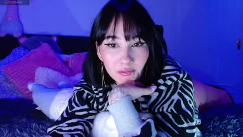 petunia  online show from January 2025 09:25:02 PM