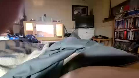 hawkfan1888 online show from October 2025 11:47:02 PM