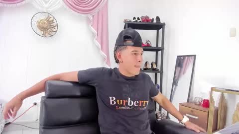 Hayen Boy online show from November 2025 07:52:02 PM