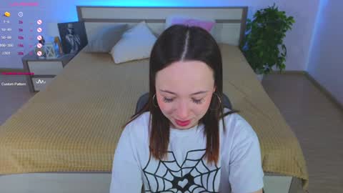 Hayle online show from January 2025 05:08:01 AM