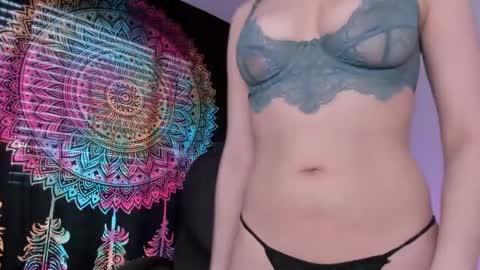 HazelKush online show from February 2025 09:17:01 PM