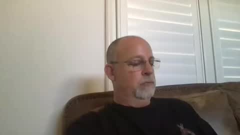 Snapshot of hdeuce22 chatting on October 2025 05:25:02 PM Hdeuce22 online show from October 2025 05:25:02 PM