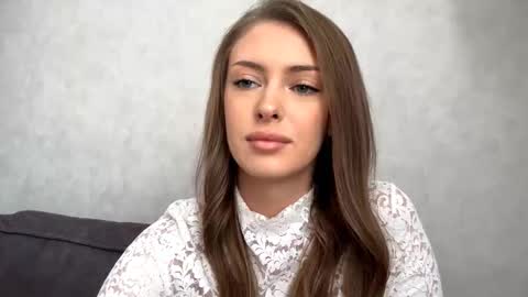 Mona online show from October 2025 10:40:02 AM