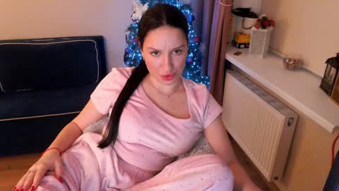 Heaven girl online show from January 2025 05:37:02 PM