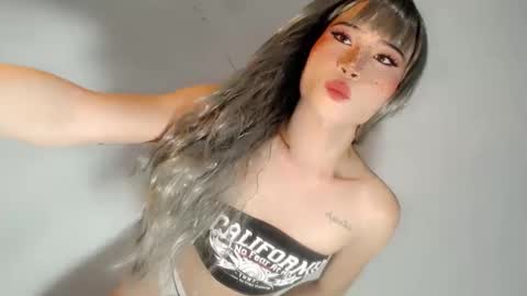 Snapshot of heavenlycum69_mickey chatting on January 2025 12:02:01 PM Mickey online show from January 2025 12:02:01 PM