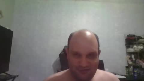 Snapshot of heavy_rebellxc chatting on February 2025 06:49:02 AM Heavy Rebell online show from February 2025 06:49:02 AM
