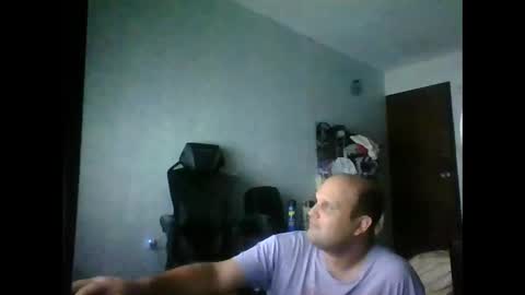 Heavy Rebell online show from October 2025 04:42:01 AM