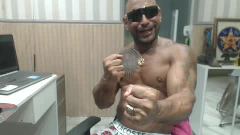 hebertgomes online show from February 2025 01:40:02 AM