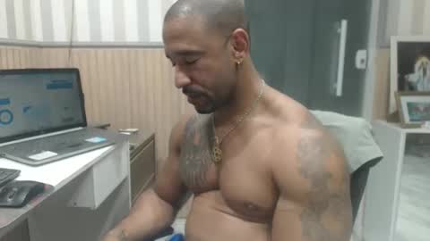 Snapshot of hebertgomes chatting on October 2025 10:10:01 PM hebertgomes online show from October 2025 10:10:01 PM