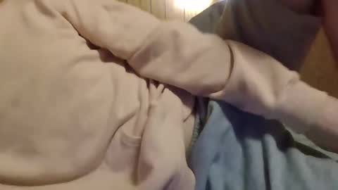 Snapshot of hecomesagain chatting on September 2025 07:08:01 AM hecomesagain online show from September 2025 07:08:01 AM