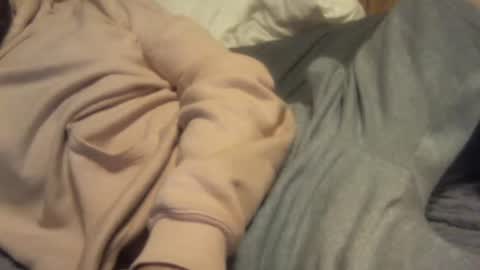 Snapshot of hecomesagain chatting on September 2025 07:14:02 PM hecomesagain online show from September 2025 07:14:02 PM