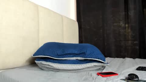 Snapshot of hector_18_ chatting on September 2025 03:15:01 PM 18 online show from September 2025 03:15:01 PM