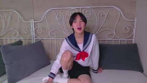 HEEJIN online show from October 2025 08:21:02 PM