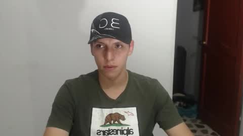 Snapshot of hefesto_69 chatting on December 2025 05:23:01 AM hefesto_69 online show from December 2025 05:23:01 AM