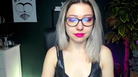 Heidi online show from December 2024 07:39:01 AM