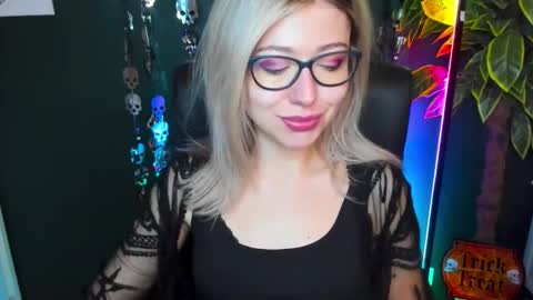 Heidi online show from October 2025 05:33:02 AM