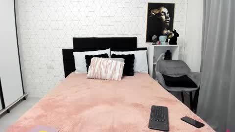 Snapshot of heidixcutie chatting on November 2025 04:55:02 AM Heidi online show from November 2025 04:55:02 AM