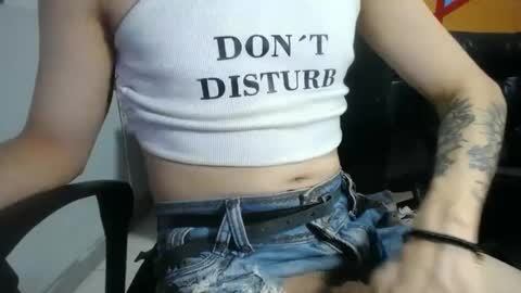 Snapshot of heidy_sumers chatting on February 2025 06:44:01 PM Heidy Sumers online show from February 2025 06:44:01 PM