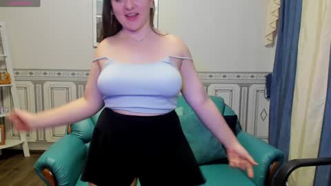 Helen Elliot online show from December 2024 10:12:01 AM