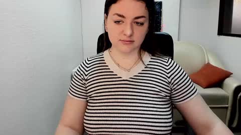 Helen Elliot online show from January 2025 06:54:01 AM