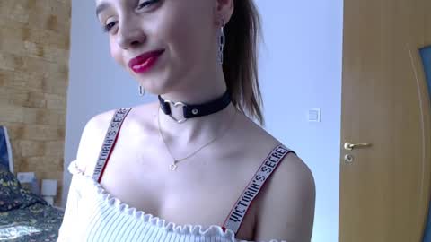 helen_quinn online show from February 2025 09:42:01 AM