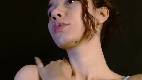 Snapshot of helena_hadler chatting on December 2025 12:48:02 AM -- EE -- online show from December 2025 12:48:02 AM